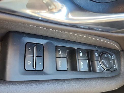 Certified 2024 GMC Yukon Denali image 22