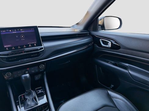 Used 2022 Jeep Compass Altitude w/ Convenience Group image 21