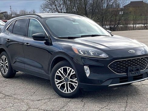 Used 2020 Ford Escape SEL image 1