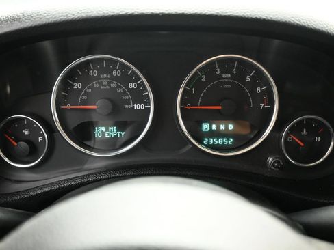 Used 2014 Jeep Wrangler Sahara w/ Dual Top Group AWD/4WD image 16
