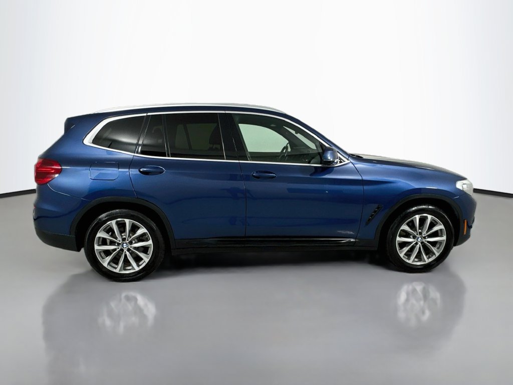 Used 2019 BMW X3 xDrive30i w/ Driving Assistance Package AWD/4WD image 9