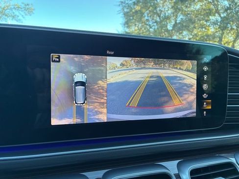 Used 2022 Mercedes-Benz GLE 350 4MATIC image 32