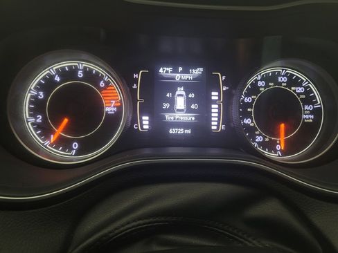 Used 2020 Jeep Cherokee Latitude Plus w/ Comfort/Convenience Group image 23