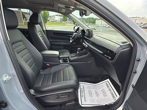 Certified 2026 Honda CR-V EX-L image 17