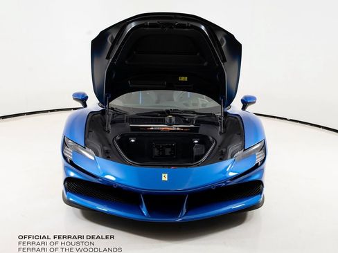 Used 2023 Ferrari SF90 Spider AWD/4WD image 39