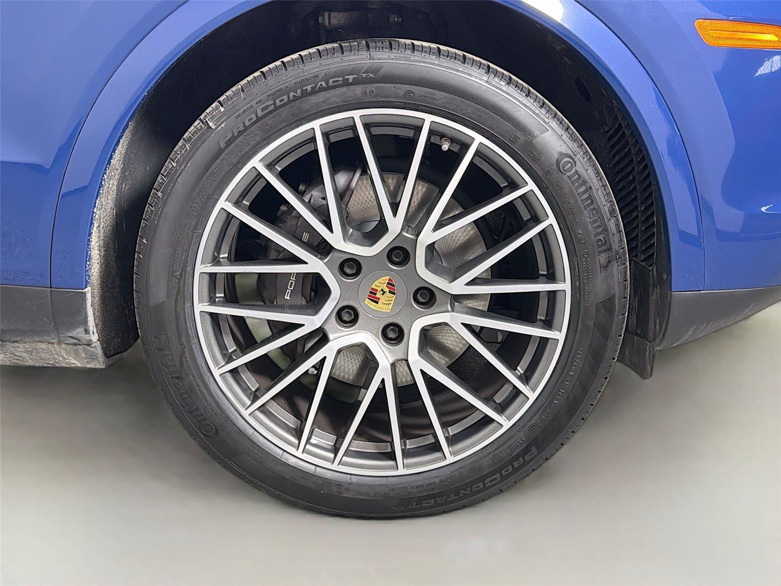 Certified 2022 Porsche Cayenne Coupe AWD/4WD image 14