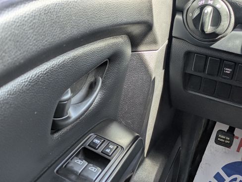Used 2018 Nissan Titan S w/ S Utility Package RWD image 25