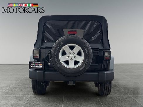 Used 2015 Jeep Wrangler Unlimited Sport w/ Quick Order Package 24S image 4