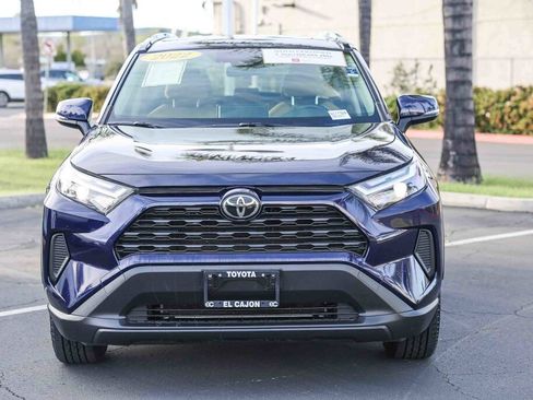 Certified 2022 Toyota RAV4 XLE w/ Convenience Package image 19