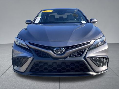 Used 2024 Toyota Camry SE image 18