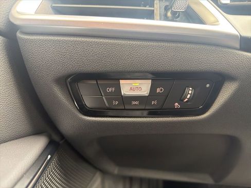 New 2026 BMW 330i xDrive Sedan w/ Convenience Package image 30