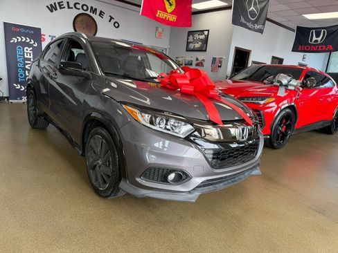 Used 2022 Honda HR-V Sport image 2