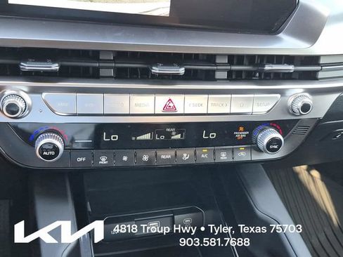 Certified 2025 Kia Telluride LX FWD image 35