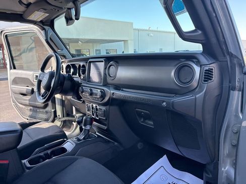 Used 2022 Jeep Wrangler Unlimited Sport image 34