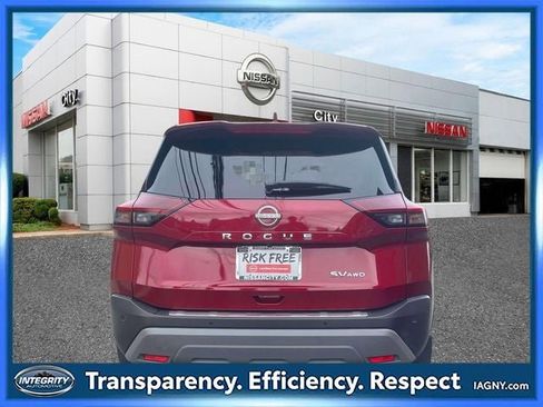 Used 2023 Nissan Rogue SV w/ SV Premium B Package AWD/4WD image 7