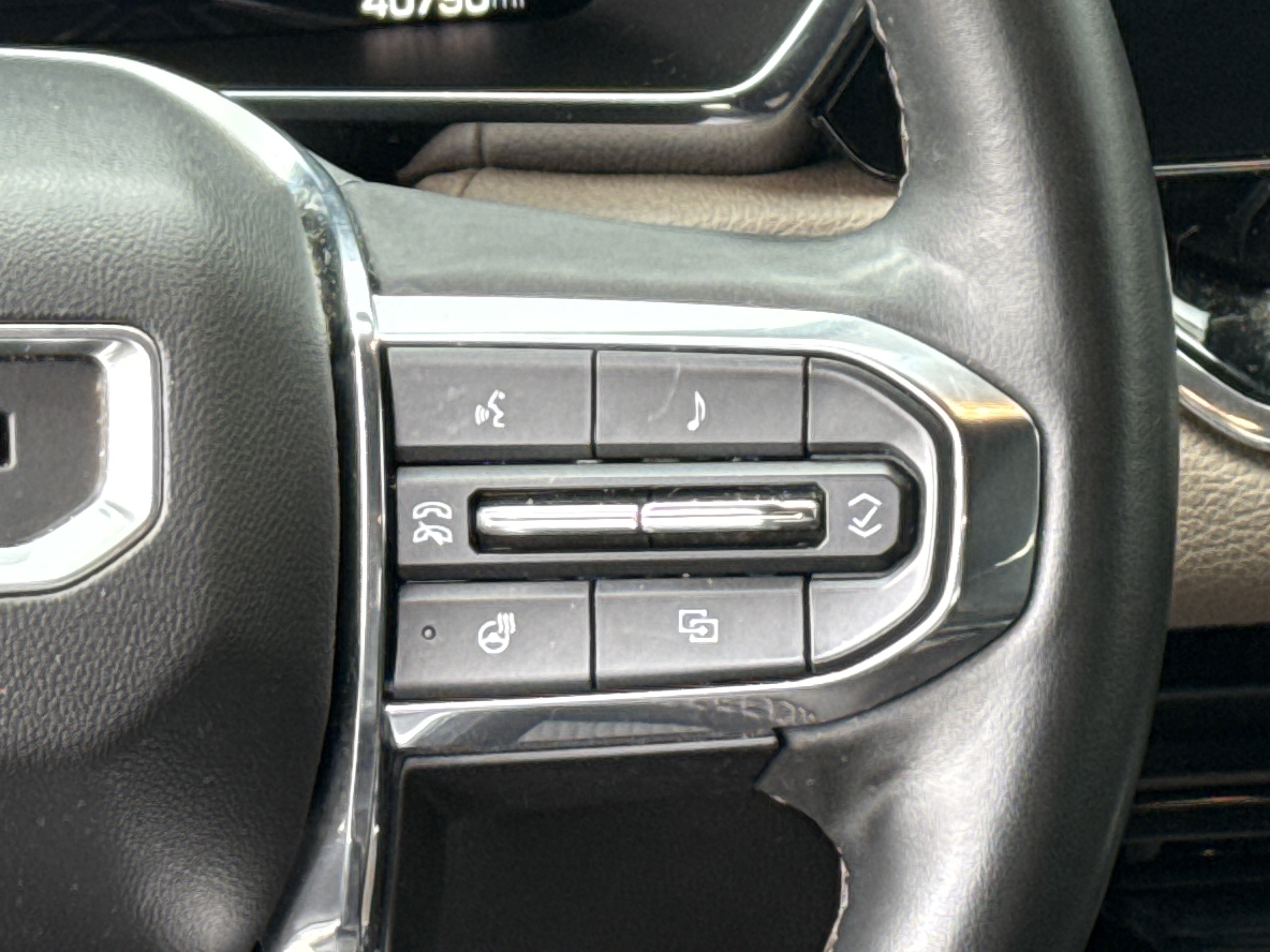 Used 2024 GMC Canyon Denali w/ LPO, Denali Black Edition AWD/4WD image 20