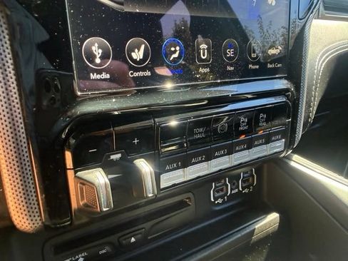 Used 2019 RAM 2500 Limited AWD/4WD image 31