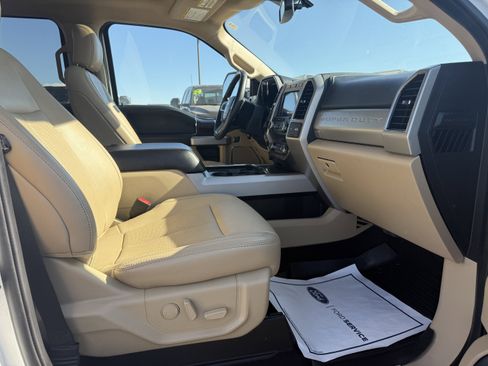 Used 2020 Ford F250 Lariat w/ Lariat Ultimate Package AWD/4WD image 10