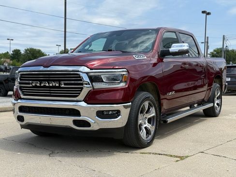 Used 2023 RAM 1500 Laramie AWD/4WD image 2