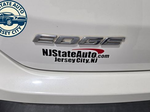 Used 2020 Ford Edge SEL w/ Convenience Package AWD/4WD image 33