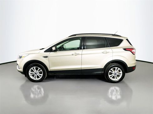 Used 2018 Ford Escape SE image 7