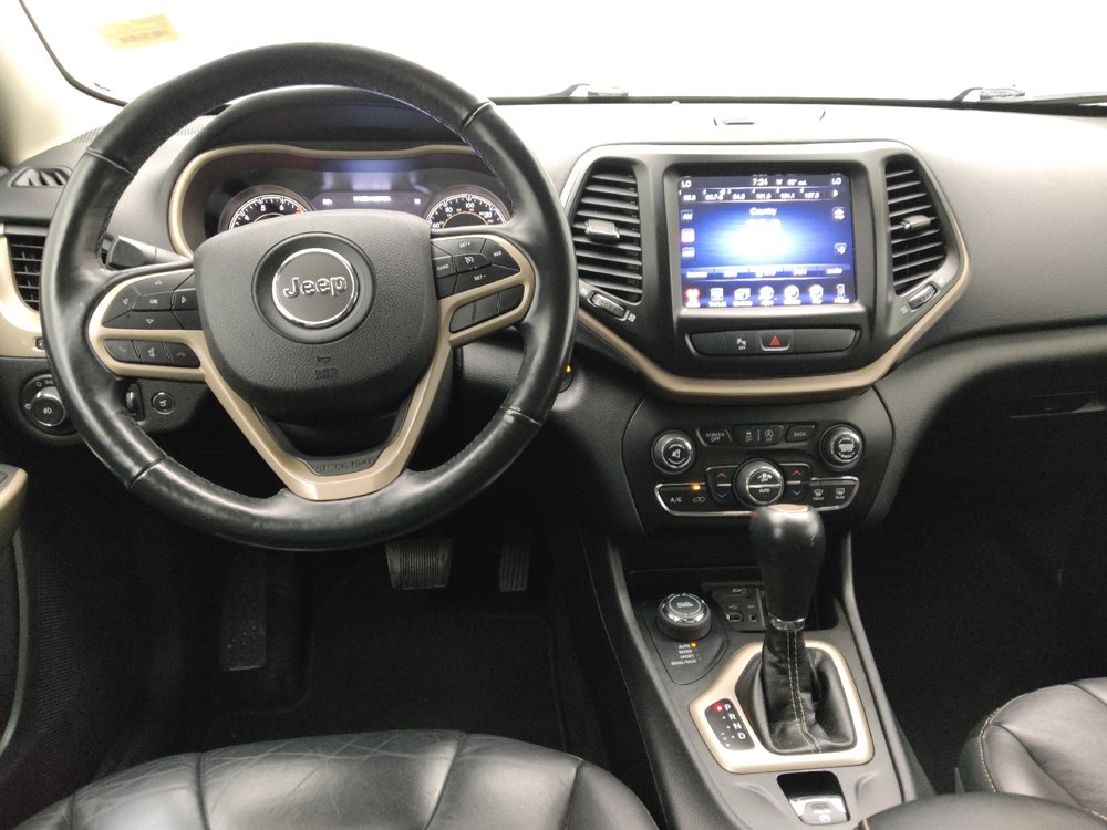 Used 2018 Jeep Cherokee Limited w/ Trailer Tow Group AWD/4WD image 22