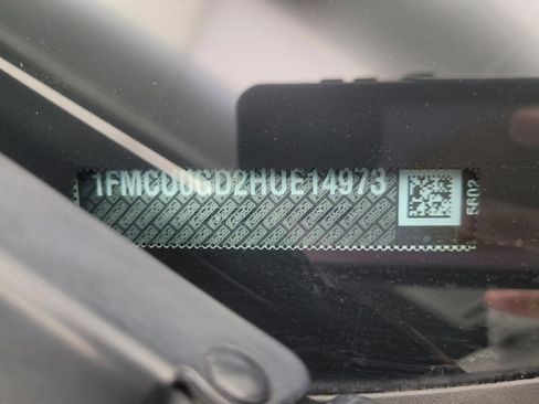 Used 2017 Ford Escape SE image 33