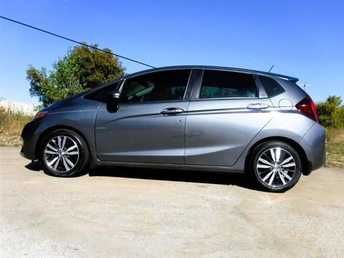 Used 2016 Honda Fit EX image 11