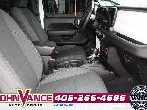 Used 2024 Jeep Wrangler Sport image 17