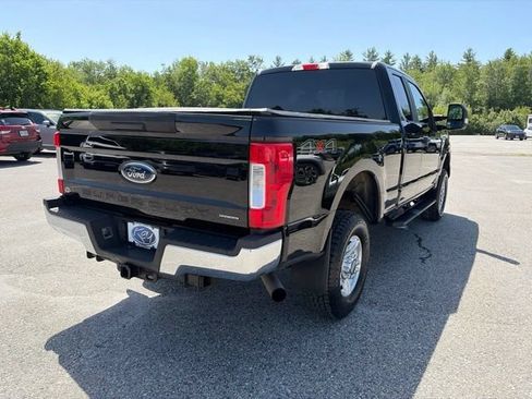 Used 2017 Ford F250 XL w/ Power Equipment Group AWD/4WD image 7