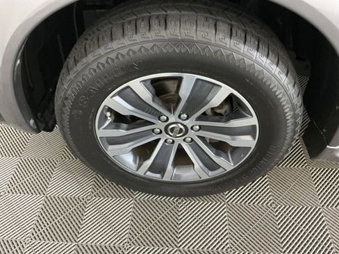 Used 2019 Nissan Armada SL image 34