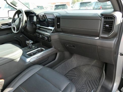 Certified 2024 Chevrolet Silverado 1500 LTZ AWD/4WD image 15