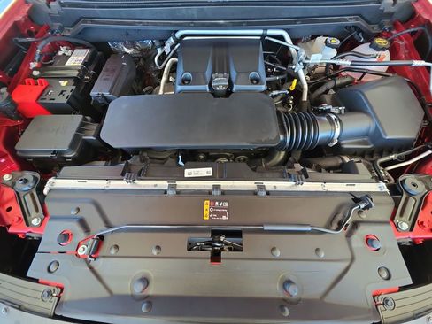 Used 2025 GMC Canyon Elevation w/ Convenience Package image 31