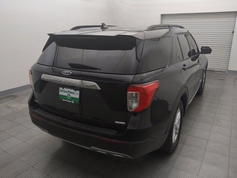 Used 2020 Ford Explorer XLT w/ Equipment Group 202A RWD image 7