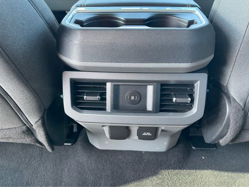 Used 2024 Ford F350 XLT image 32