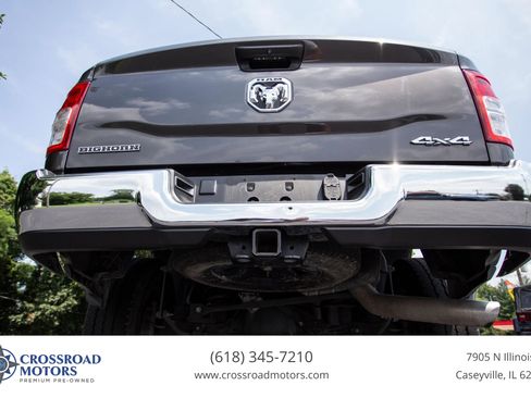 Used 2024 RAM 2500 Big Horn AWD/4WD image 12