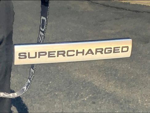 Used 2019 Land Rover Range Rover Supercharged image 9