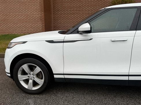 Used 2018 Land Rover Range Rover Velar S AWD/4WD image 8