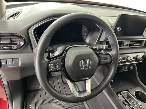 Certified 2025 Honda Pilot Touring image 28