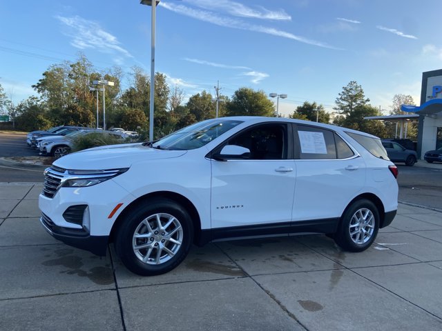 Used 2023 Chevrolet Equinox LT w/ Driver Convenience Package FWD image 6