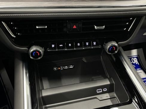 New 2026 Chevrolet Tahoe Z71 w/ Comfort Package image 32