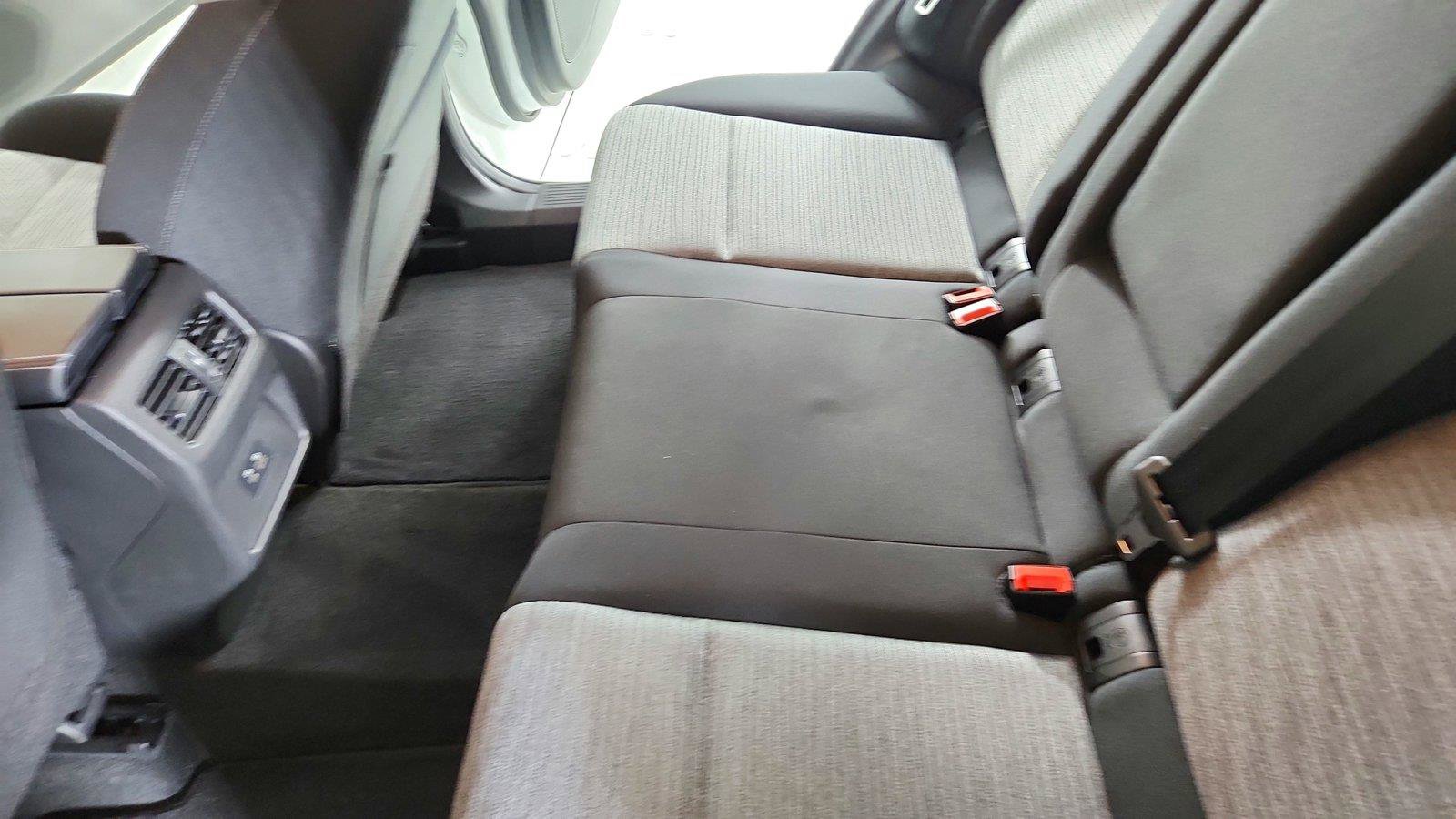 Used 2023 Nissan Rogue SV FWD image 22