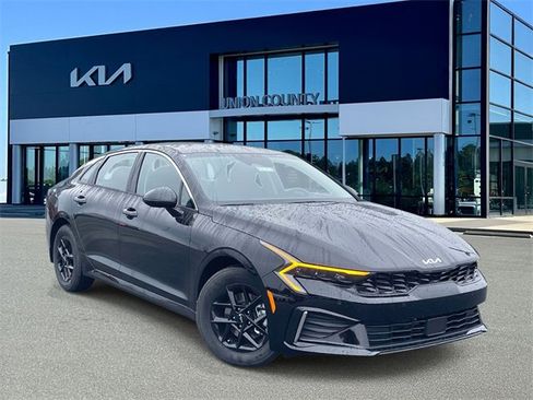 New 2026 Kia K5 LXS image 1