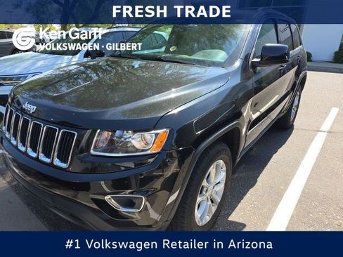 Used 2016 Jeep Grand Cherokee Laredo w/ Quick Order Package 23E AWD/4WD image 1