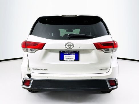 Used 2019 Toyota Highlander Limited FWD image 15