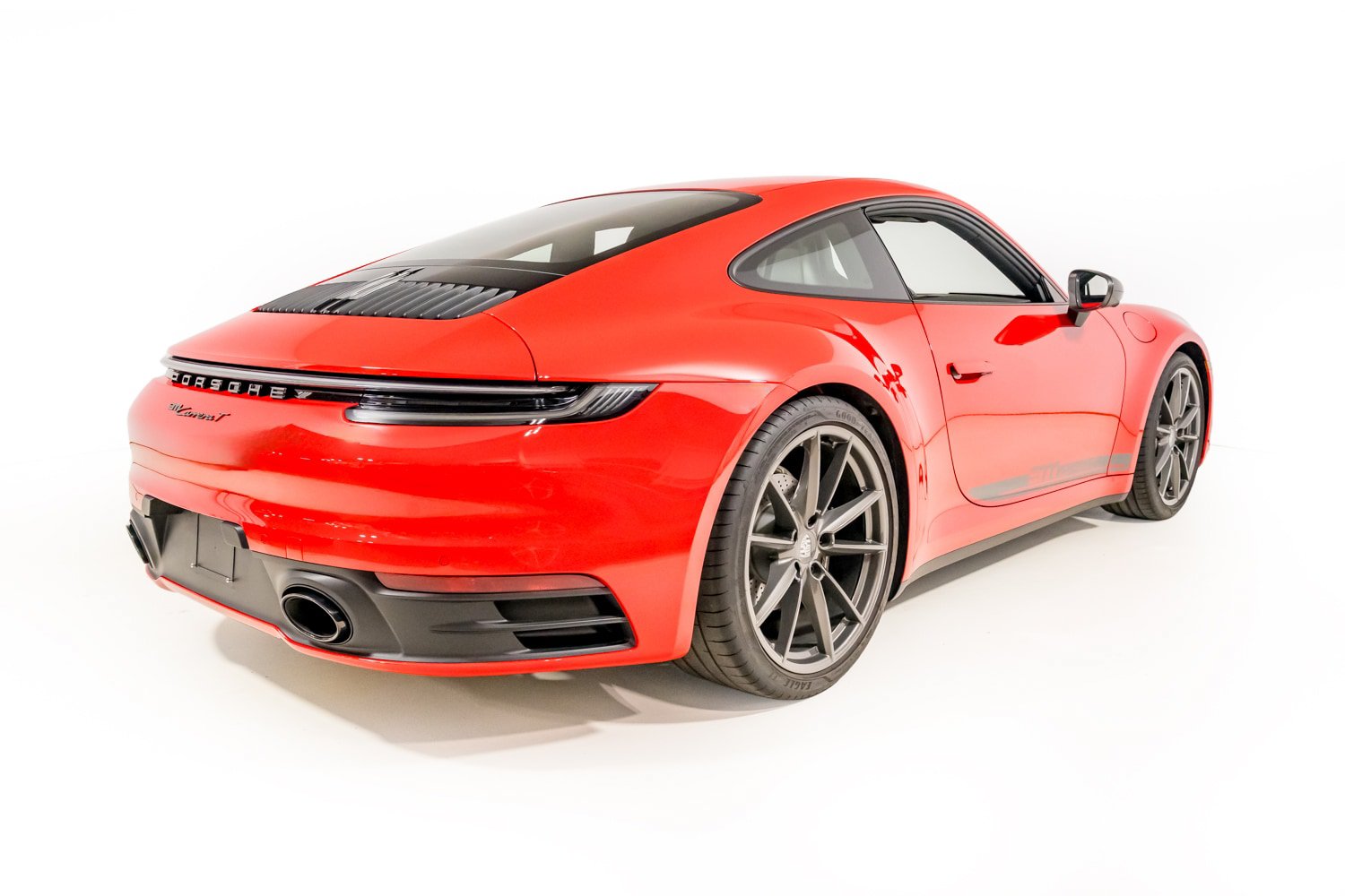 Used 2024 Porsche 911 Carrera T RWD image 9