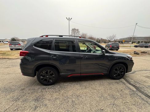 Used 2019 Subaru Forester Sport image 6