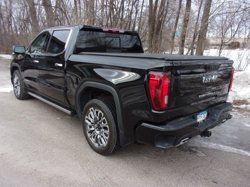 Used 2023 GMC Sierra 1500 Denali Ultimate image 3