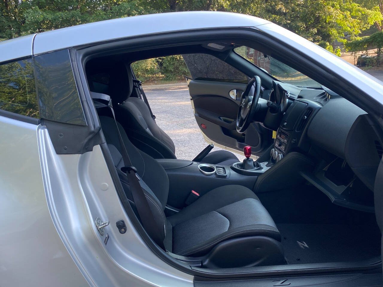 Used 2014 Nissan 370Z Coupe w/ Sport Package RWD image 31