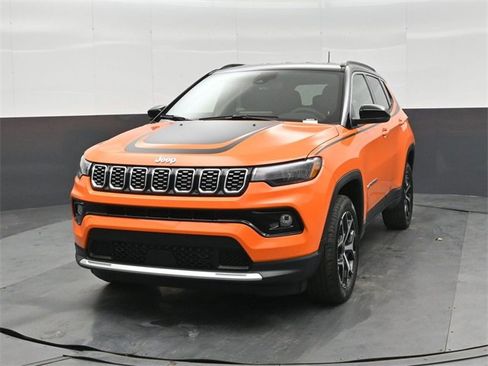 New 2026 Jeep Compass Limited w/ Mopar Graphics Package image 8